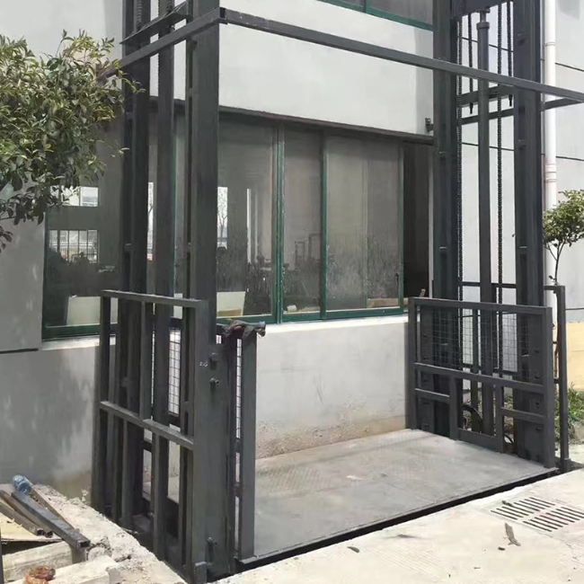 丁青5吨室外升降货梯